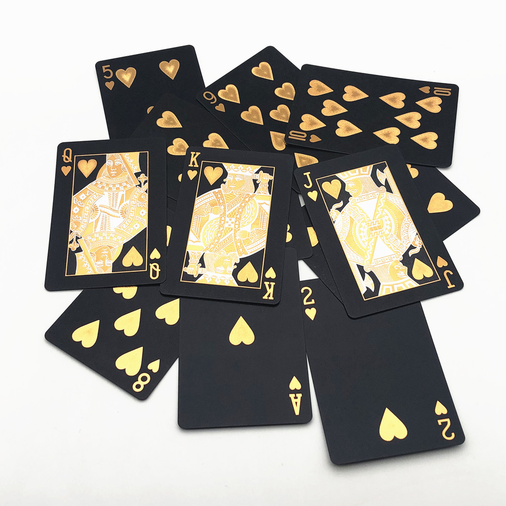 Jeu de cartes en or
